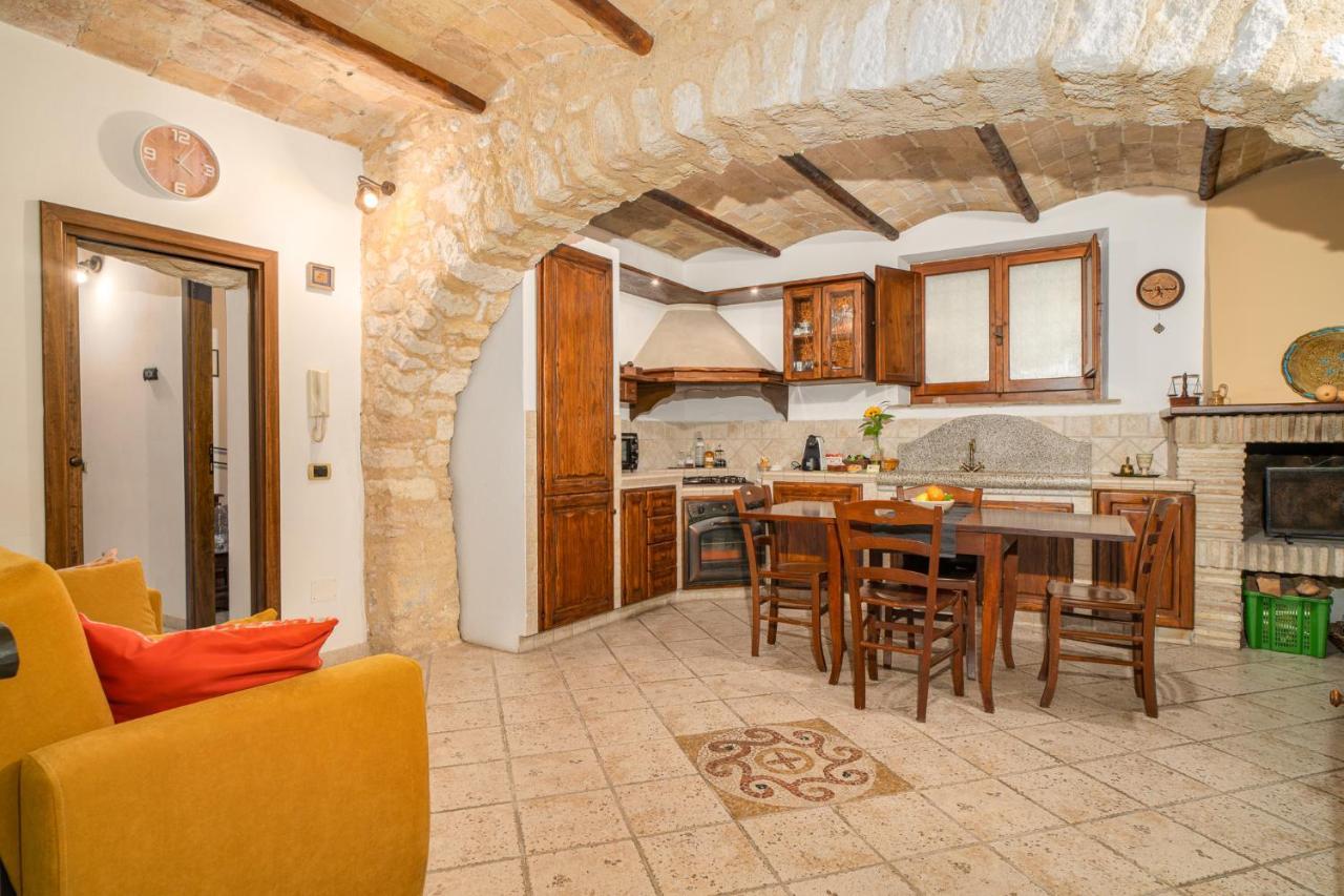 Villa La Casa Dell' Etrusco Tarquinia Exterior foto